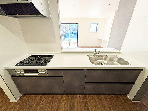 使い勝手の良いシステムキッチン