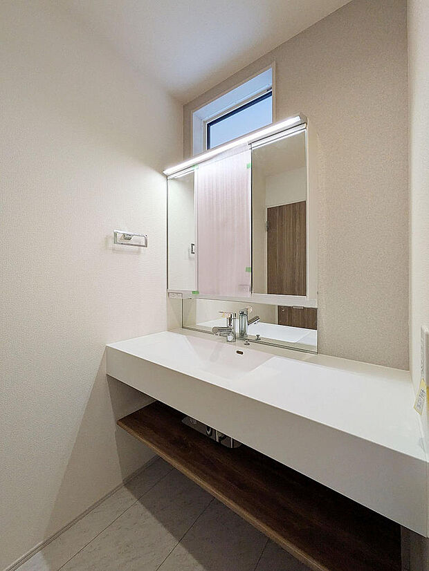 女性にうれしい広めの洗面台