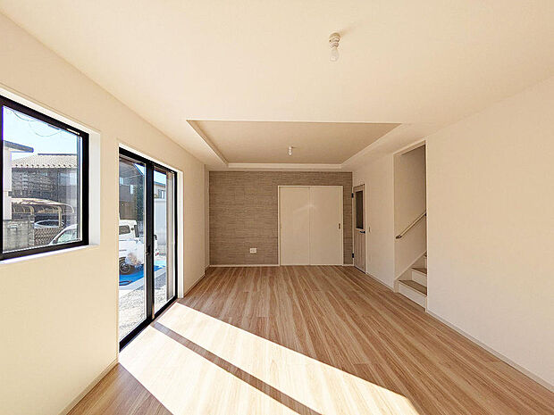 日当たりの良い17帖のLDK