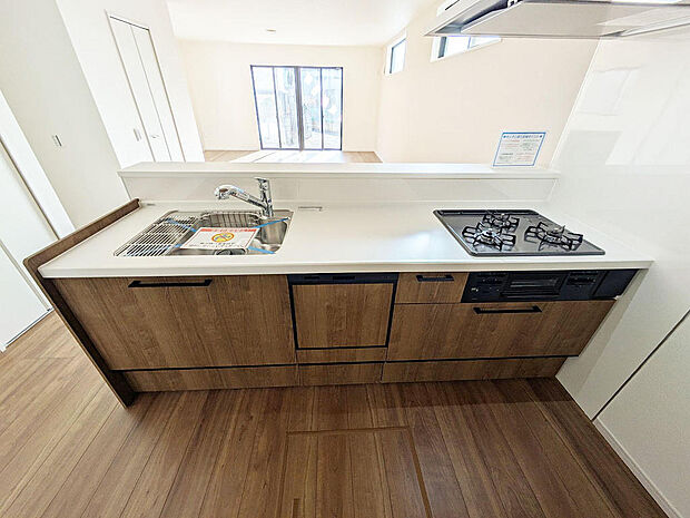 食洗器付きのシステムキッチン