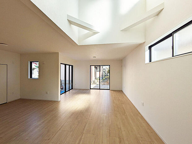 間仕切り可能な23.1帖のLDK