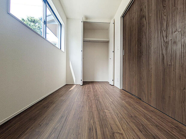 LDK横にはは洋室を配置