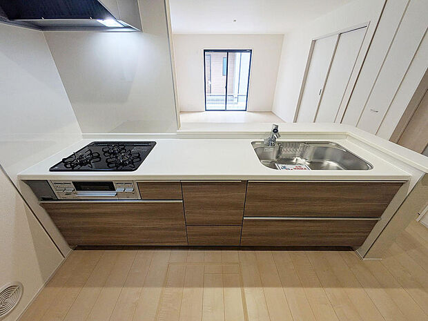 使い勝手の良いシステムキッチン