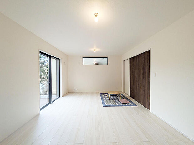 明るい15.7帖のLDK