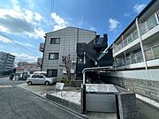 吹田駅より徒歩2分 3階 築27年8ヶ月の賃貸物件