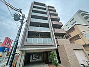 江坂駅より徒歩3分 7階 築13年2ヶ月の賃貸物件