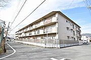 牧落駅より徒歩8分 3階 築48年の賃貸物件