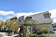 箕面萱野駅より徒歩17分 1階 築3年の賃貸物件