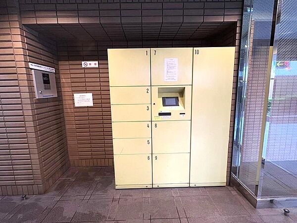 宅配ボックス