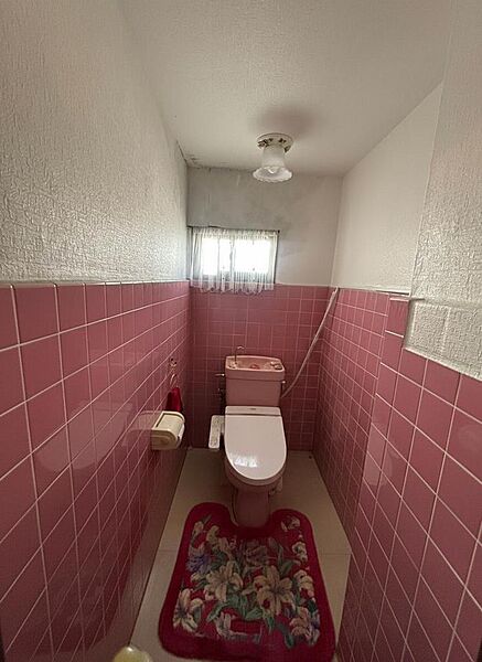 3階トイレ　※画像は実際の写真にCG加工（家具や調度品の削除や合成）を加えたものであり、実際と異なる場合があります。