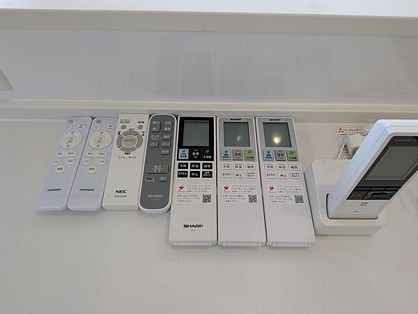エアコン3台　全室照明付き　すぐ住めます♪