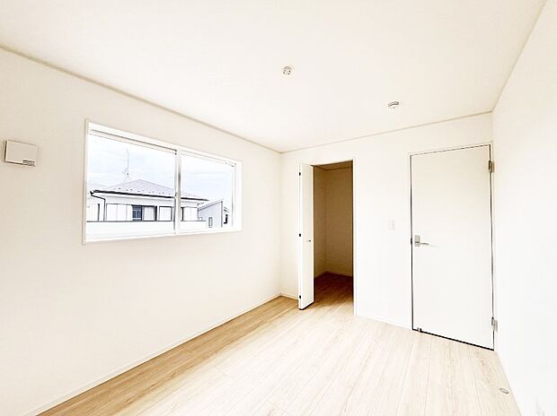 収納が充実しているので居住スペースを広々使えます