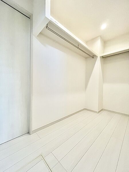 ファミリークローゼットは家族みんなで共有できる収納スペース