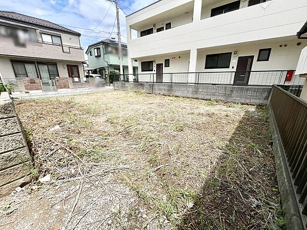 たっぷりの陽光と心地よい風が舞い込む住まい