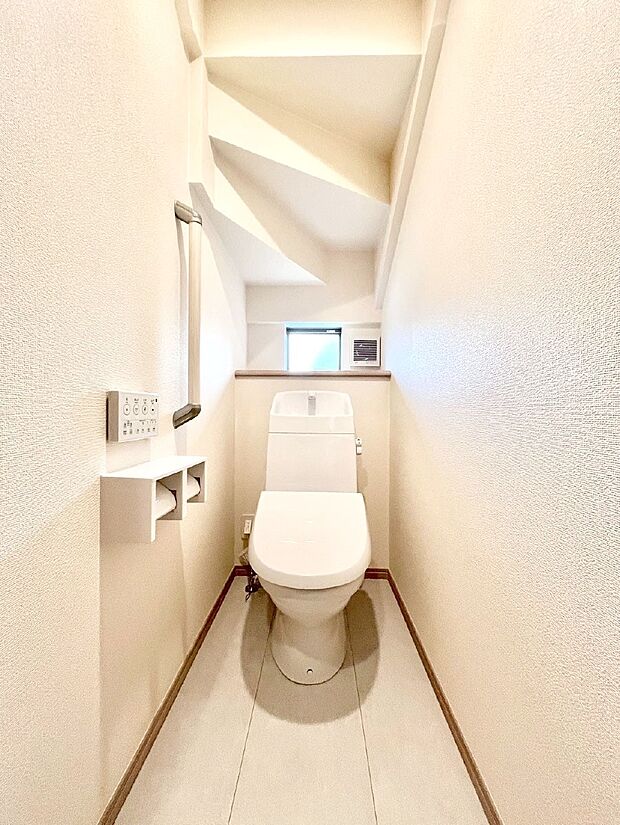 トイレは1階と2階それぞれに配置されていてとても便利です。 