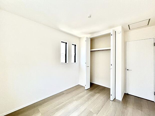 収納が充実しているので居住スペースを広々使えます
