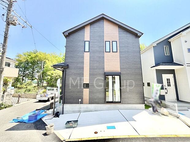 洗練された外観、上質な住空間が広がる室内は永く安心して過ごせる住居です。
