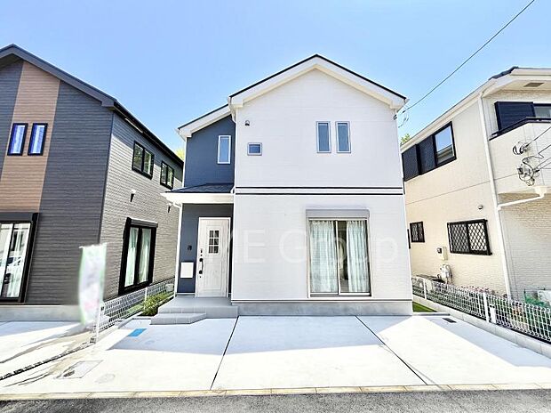 洗練された外観、上質な住空間が広がる室内は永く安心して過ごせる住居です。