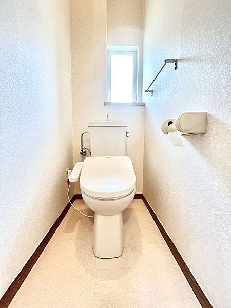 トイレは1階と2階それぞれに配置されていてとても便利です。