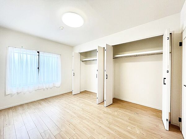 収納が充実しているので居住スペースを広々使えます