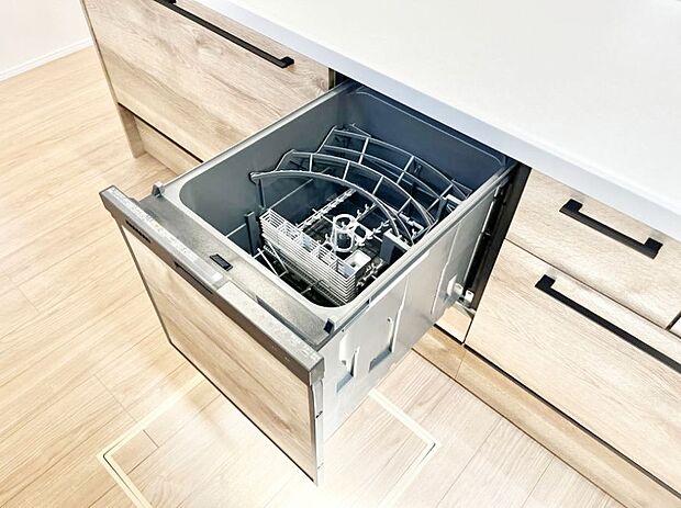 面倒な片づけは食洗機にお任せ!家事の負担が減って心と時間にゆとりができます。