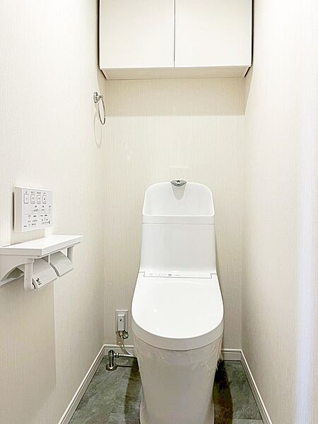 トイレは温水洗浄機能付き