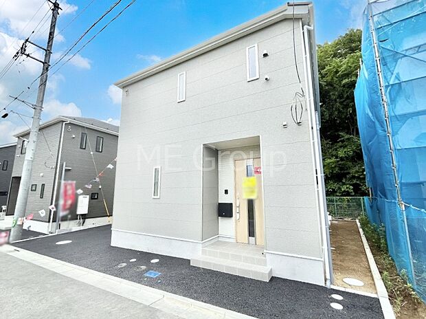 たっぷりの陽光と心地よい風が舞い込む住まい
