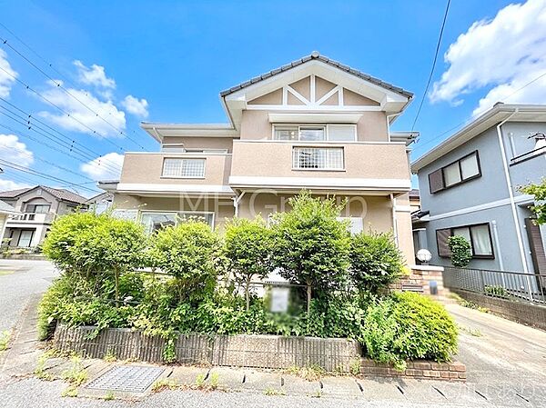 溢れる陽光でご家族の笑顔も輝く