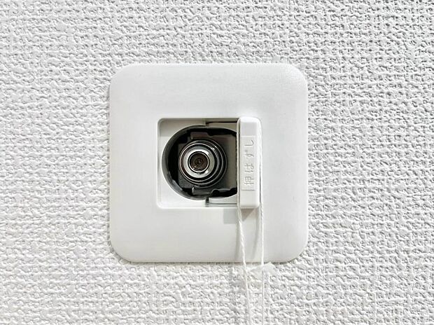 洗面所にガスコンセントを設置!ガス式の衣類乾燥機が使用できますね