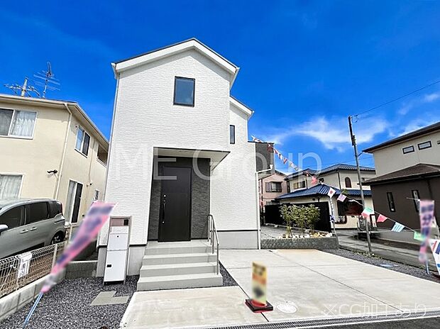 たっぷりの陽光と開放感に包まれる明るい住まい