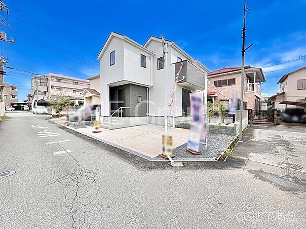 陽光と開放感に恵まれた角地。ここから始まる新生活を応援いたします!