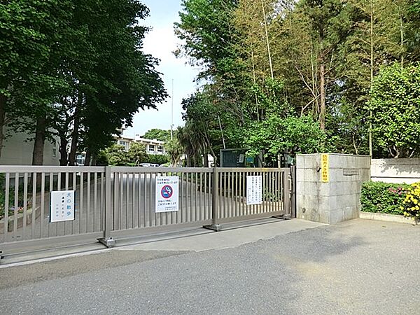中学校 550m 千葉市立小中台中学校