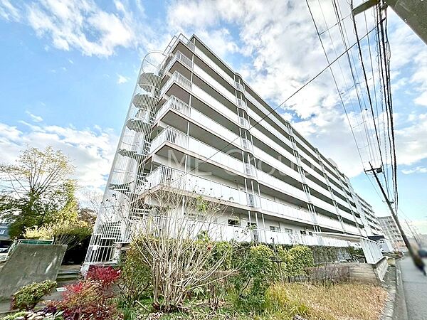 溢れる陽光でご家族の笑顔も輝く