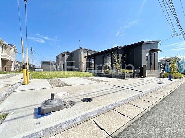 駐車2台可能！急なお客様の駐車に。また、ご家族の自転車スペースとしても大活躍。