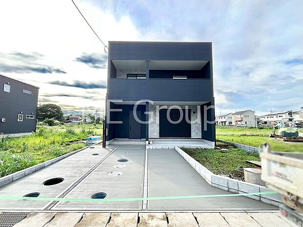 堂々完成！たっぷりの陽光と開放感に包まれる明るい住まい。 