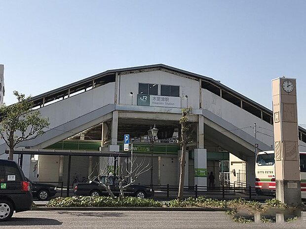 駅 6400m 内房線木更津駅