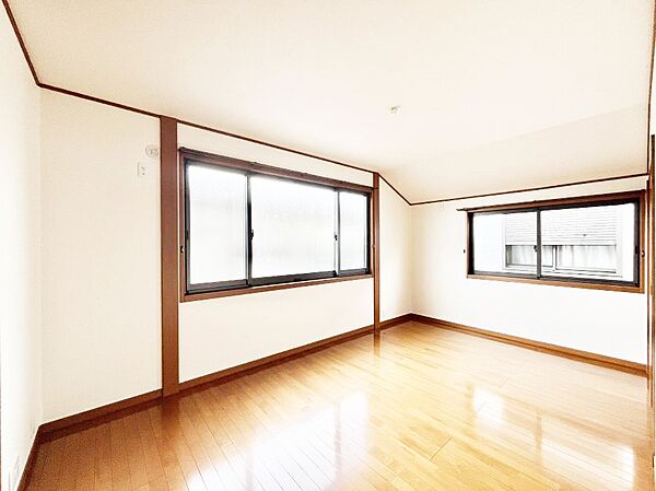 爽やかな日差しがお部屋全体を優しく包み込んでくれます