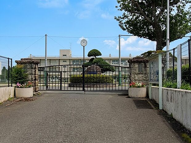 中学校 650m 千葉市立誉田中学校