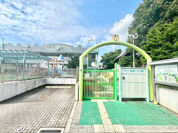 幼稚園・保育園 300m 恵愛こども園