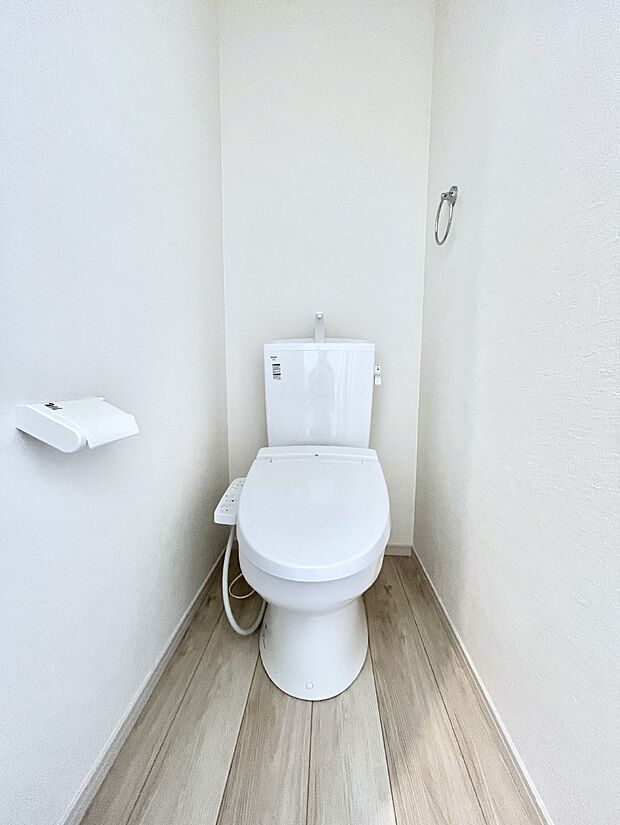 トイレは1階と2階それぞれに配置されていてとても便利です。