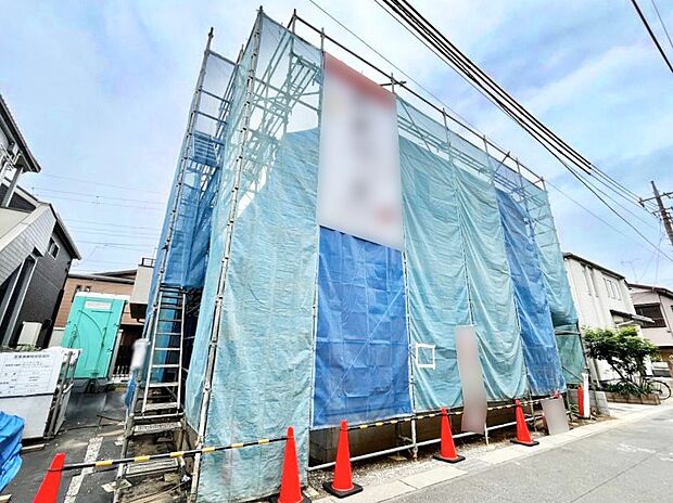 駐車2台可能!急なお客様の駐車に。また、ご家族の自転車スペースとしても大活躍。