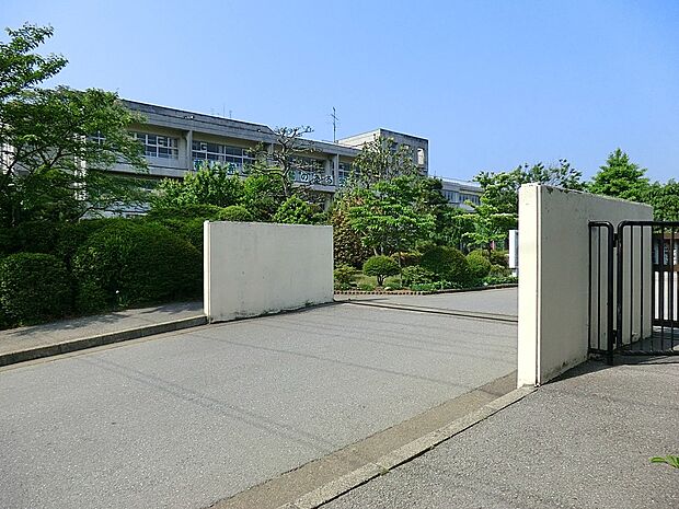 中学校 960m 成田市立吾妻中学校