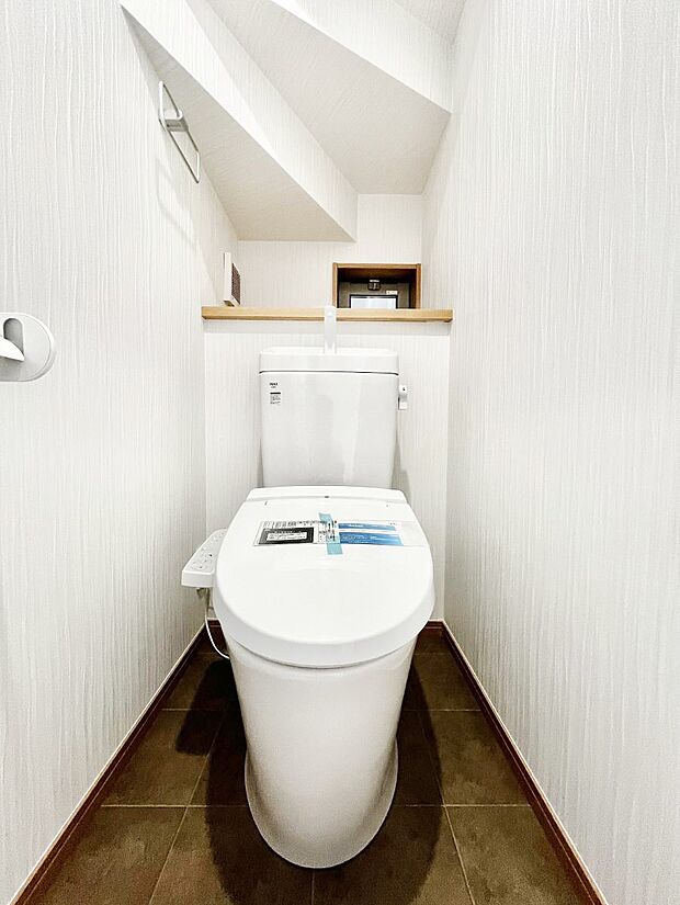 トイレは温水洗浄機能付き