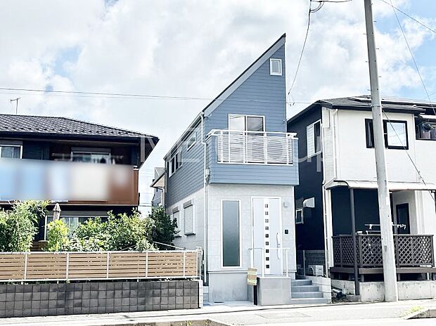 たっぷりの陽光と心地よい風が舞い込む住まい