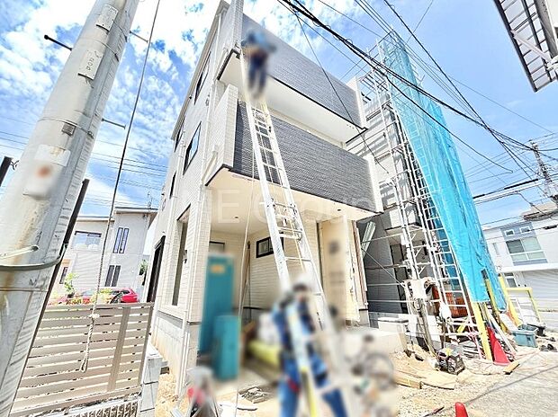 たっぷりの陽光と心地よい風が舞い込む住まい