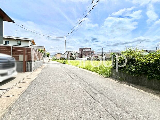 たっぷりの陽光と開放感に包まれる明るい住まい