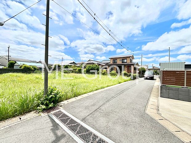 駅近の利便と緑の安らぎを暮らしに。