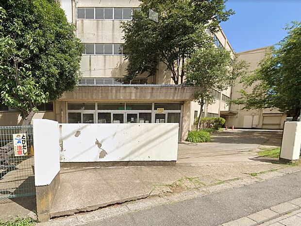 小学校 650m 松戸市立柿ノ木台小学校