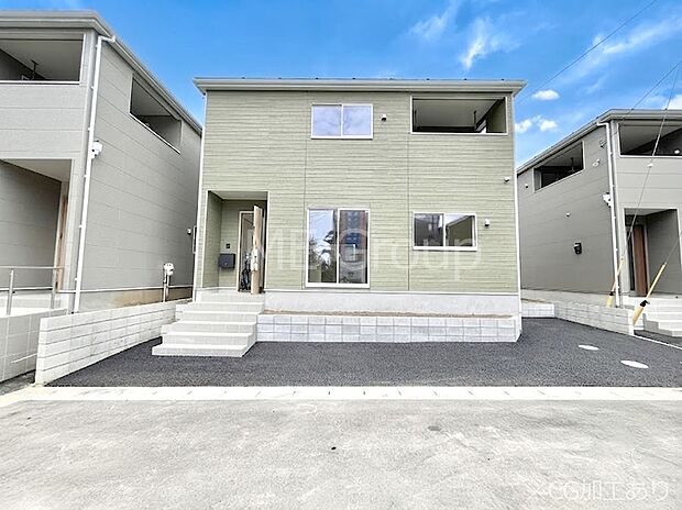 洗練された外観、上質な住空間が広がる室内は永く安心して過ごせる住居です。