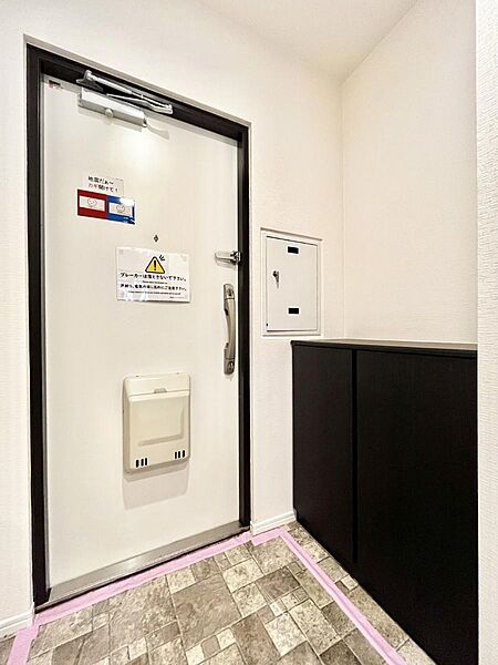 家族の帰宅やお客様をあたたかく迎える玄関